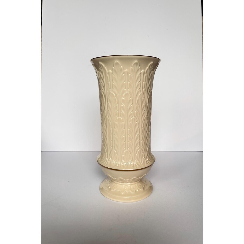 Lenox Autumn Leaf Collection Footed Vase, 24K Gold Trimmed Rim, Elegant Decor